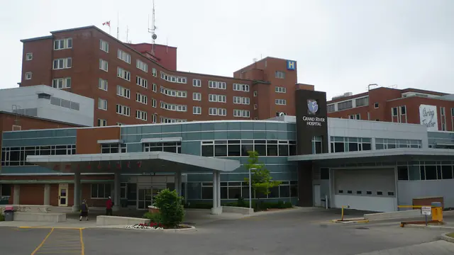 Grand River Hospital, now WRHN @ Midtown, and its entrance canopy on King Street West in Kitchener, Ontario